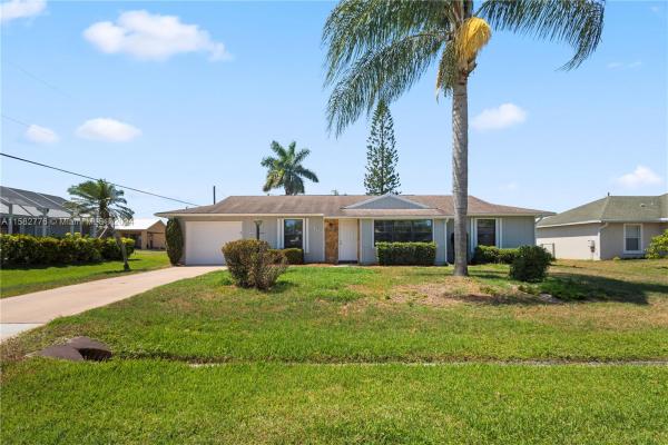 Cashmere Cove, 2405 SW Falcon Cir, Port St. Lucie, Florida 34953, image 2