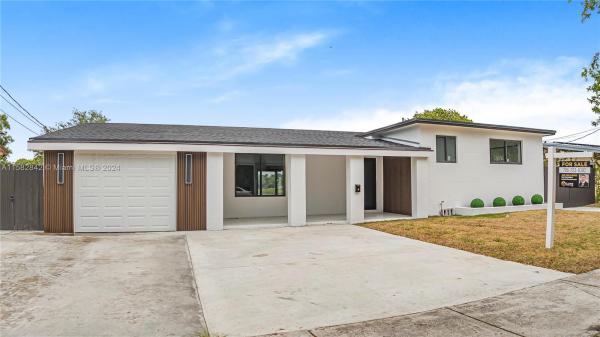 Manning Gardens, 1251 NW 143rd St, Golden Glades, Florida 33167, image 1