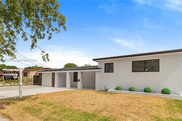 Manning Gardens, 1251 NW 143rd St, Golden Glades, Florida 33167, image 2