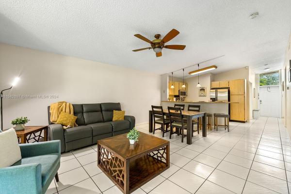 Woodgate, 15737 Woodgate Ct #B, Fort Lauderdale, Florida 33326, image 1