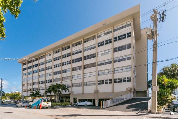 Golden Sails, 111 Golden Isles Dr #B3, Hallandale Beach, Florida 33009, image 1