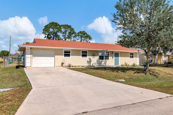 Swan Park, 431 SW Peach St, Port St. Lucie, Florida 34983, image 2