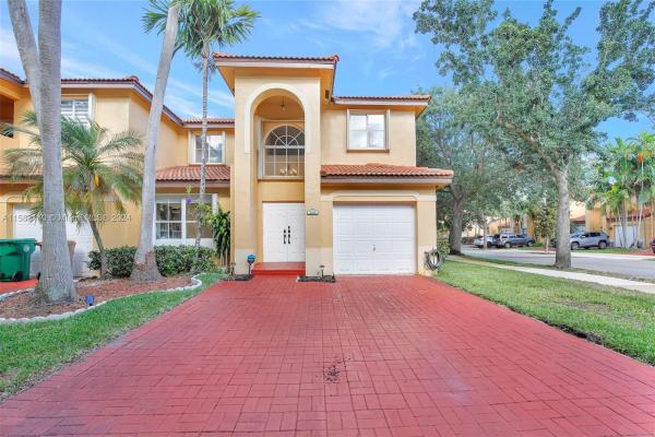 Forest Oak, 236 W Sable Palm Way #236, Davie, Florida 33325, image 1