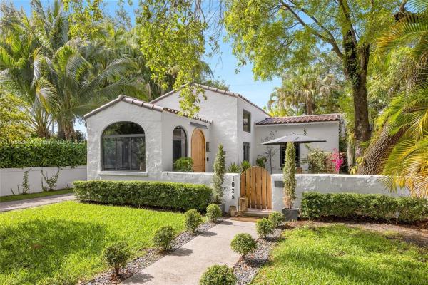 Granada Place, 1025 Mariana Ave, Coral Gables, Florida 33134, image 3