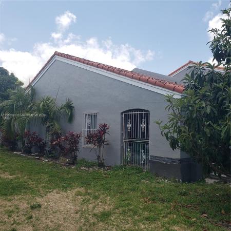 Barclays Estates, 8352 SW 148th Ave #., Kendall West, Florida 33193, image 3