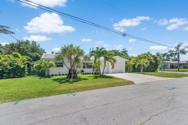 Caliban Ridge, 2660 NE 17th St, Pompano Beach, Florida 33062, image 1