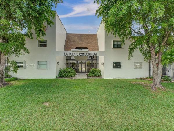 La Fuente, 9520 SW 8th St #222, Westchester, Florida 33174, image 1