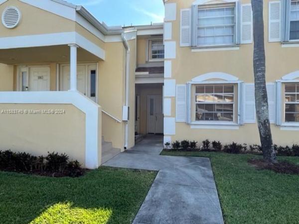 Centergate, 2203 SE 27th Dr #102-A, Homestead, Florida 33035, image 1