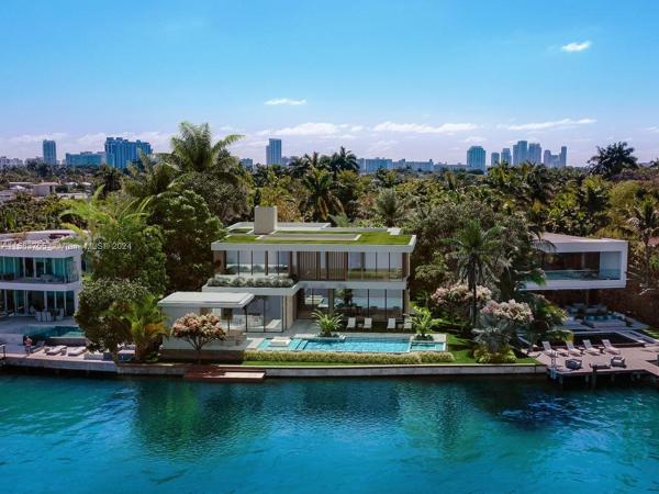 San Marino Island, 416 W San Marino Dr, Miami Beach, Florida 33139, image 1