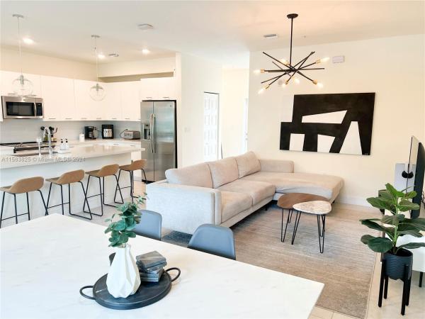 Urbana At Downtown Doral, 4640 NW 84th Ave #20, Doral, Florida 33166, image 2