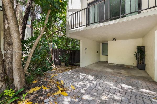 2984 Mary St, Miami, Florida 33133, image 3