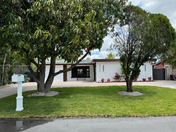 Miramar Isles, 6765 Arbor Dr, Miramar, Florida 33023, image 1