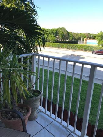 Laguna Club East, 250 NW 107th Ave #204, Fountainebleau, Florida 33172, image 1
