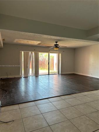 Wimbledon, 1637 NW 56th Ter #6, Lauderhill, Florida 33313, image 3