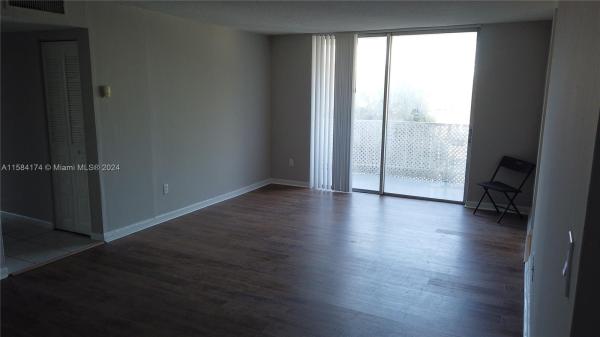 Montecarlo, 498 NW 165th Street Rd #D301, Golden Glades, Florida 33169, image 3
