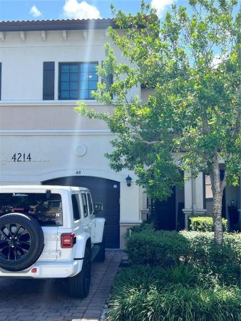 Eastside Village, 4214 N Dixie Hwy #48, Oakland Park, Florida 33334, image 2