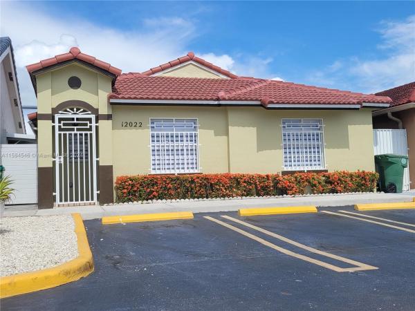 Les Fontaines, 12022 NW 91st Pl #206, Hialeah Gardens, Florida 33018, image 3
