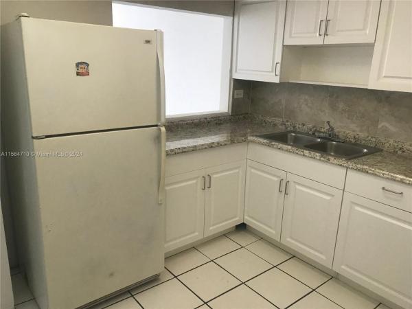 Villas At Cutler Bay, 9760 SW 184th St #6A, Cutler Bay, Florida 33157, image 3