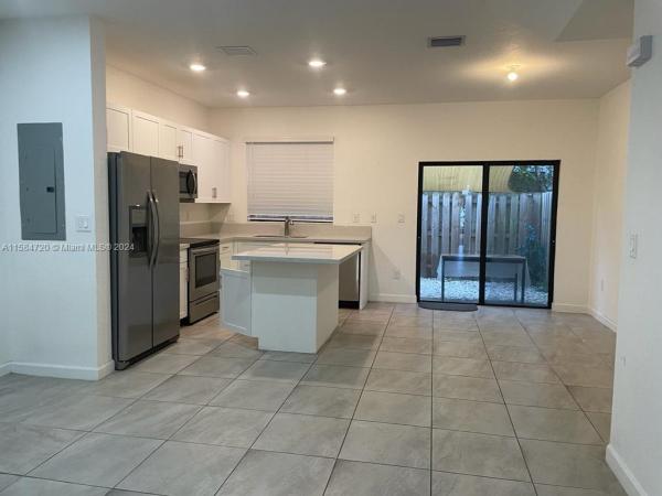 Andalucia At Via Ventura, 359 NE 208th Ter, Ives Estates, Florida 33179, image 3