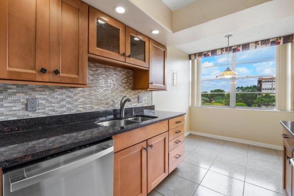 The Banyan, 1300 Saint Charles Pl #519, Pembroke Pines, Florida 33026, image 1