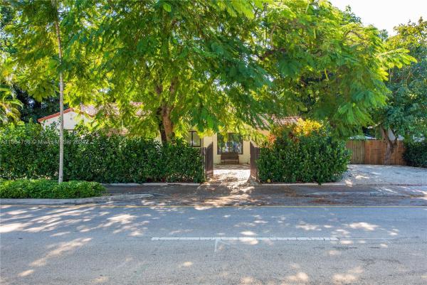 Shorecrest, 870 NE 82nd St, Miami, Florida 33138, image 3