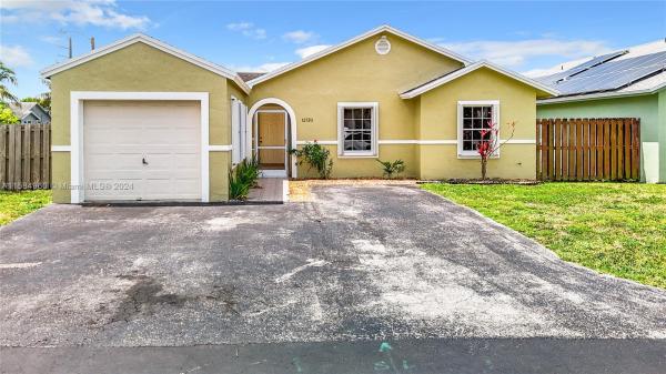 Princetonian By The Park, 12730 SW 248th Ter, Princeton, Florida 33032, image 1