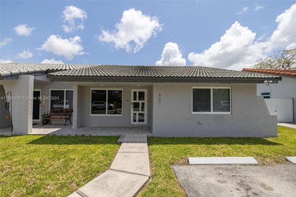 Arborgate Patio Homes At Kendall Lakes East, 6537 SW 135th Ave #I-S, Kendale Lakes, Florida 33183, image 3