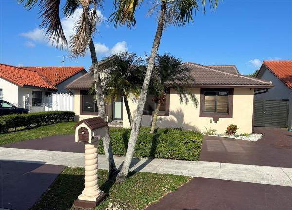 Venezia Homes Estates, 741 NW 134th Ave, Tamiami, Florida 33182, image 2