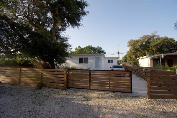 Biscayne Gardens, 1120 NW 145th Ter, Golden Glades, Florida 33168, image 2