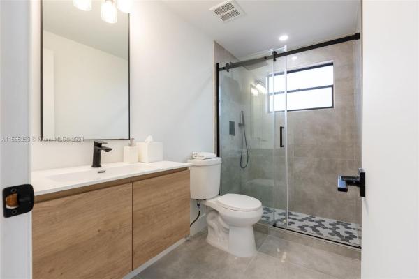 The Moors Townhouses, 17371 NW 66th Pl #17371, Country Club, Florida 33015, image 3