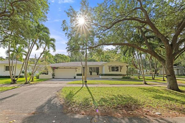 Riviera, 5741 Marius St, Coral Gables, Florida 33146, image 2