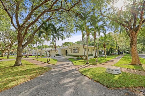 Riviera, 5741 Marius St, Coral Gables, Florida 33146, image 3