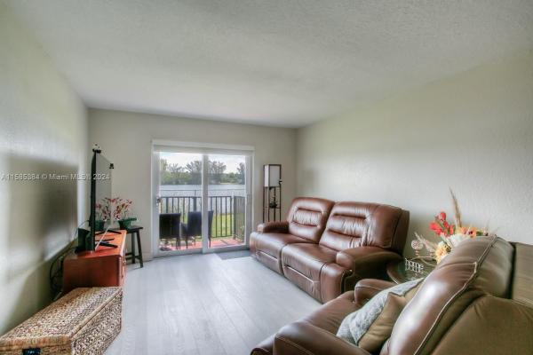 Vista Del Lago, 9917 W Okeechobee Rd #3-108, Hialeah Gardens, Florida 33016, image 2