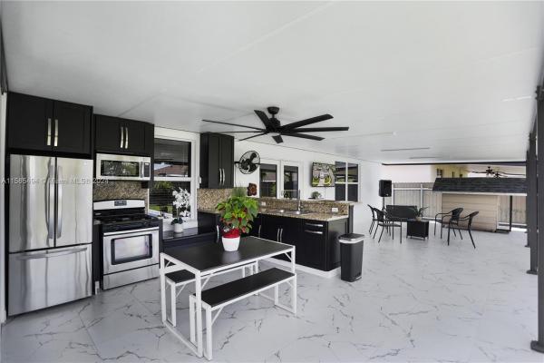 Bay Gardens, 12160 SW 248th Ter, Princeton, Florida 33032, image 3