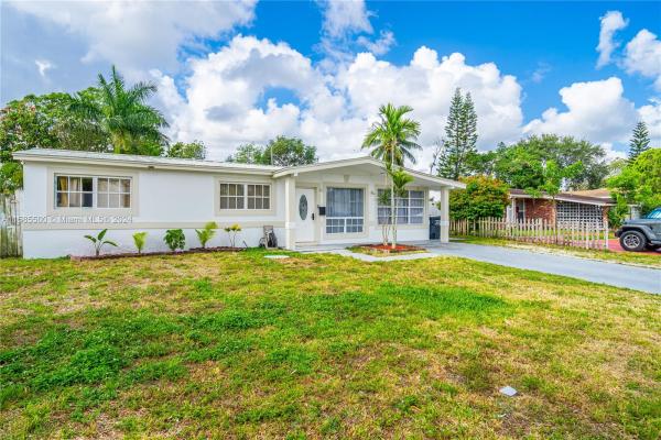 Heritage Homes, 7140 Park St, Hollywood, Florida 33024, image 2