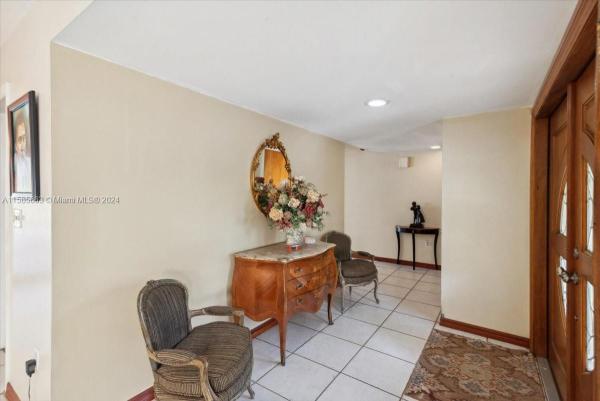 Eagle Nest, 15321 Turnbull Dr, Miami Lakes, Florida 33014, image 2