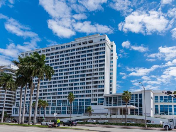 Castle Beach Club, 5445 Collins Ave #812, Miami Beach, Florida 33140, image 1
