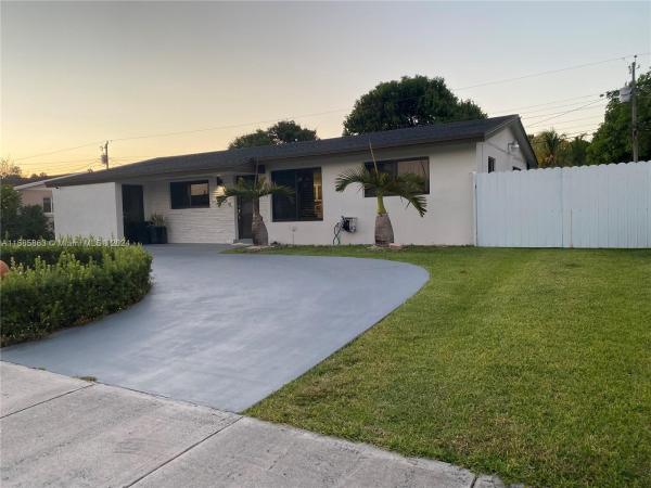 South Miami Heights Manor, 11731 SW 168th Ter, South Miami Heights, Florida 33177, image 3