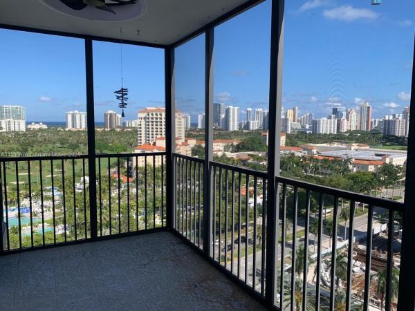 Bonavida, 20100 W Country Club Dr #PH-7, Aventura, Florida 33180, image 3