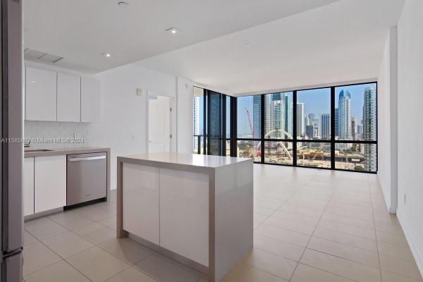 Canvas, 1600 NE 1st Ave #1806, Miami, Florida 33132, image 1