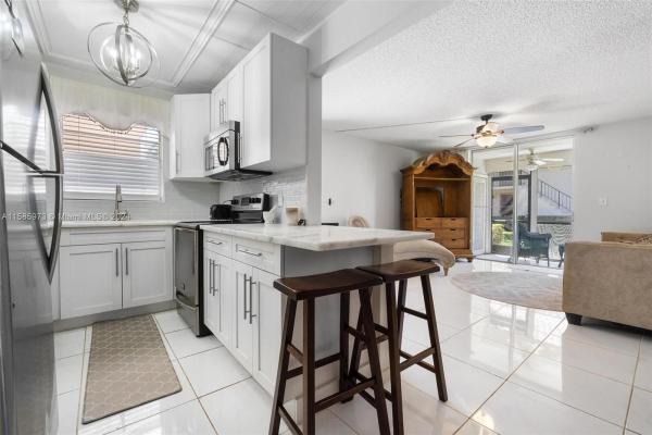 Boca Linda West, 1100 NW 13th St #194D, Boca Raton, Florida 33486, image 1
