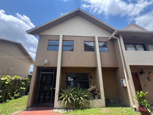 West View Lake Townhomes, 5312 W 26th Ave #104, Hialeah, Florida 33016, image 1