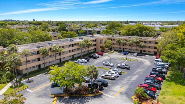 Kendall Acres West, 8415 SW 107th Ave #335W, Kendall, Florida 33173, image 1