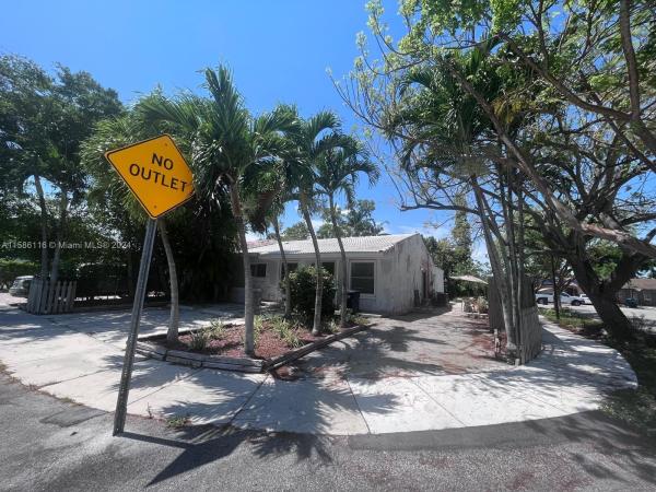 Royale Green, 12903 SW 51st St, Kendale Lakes, Florida 33175, image 3