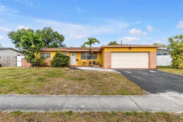 Boulevard Heights, 120 NW 76th Ave, Pembroke Pines, Florida 33024, image 1
