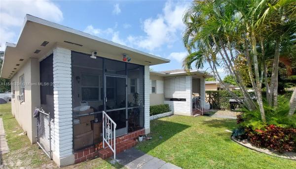 528 NW 97th St, Unincorporated Dade County, Florida 33150, image 2