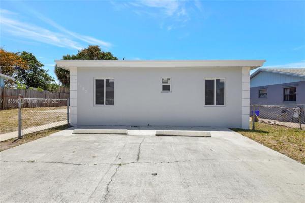 Pleasant Heights, 1157 W 36th St, Riviera Beach, Florida 33404, image 3