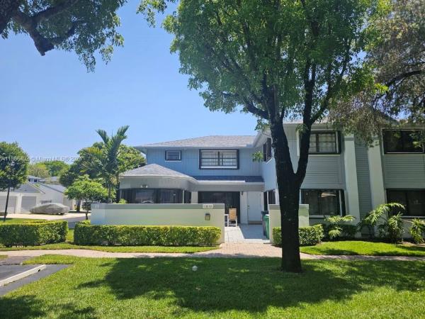 The Townhomes Of Doral Oaks, 10032 NW 52nd Ter #10032, Doral, Florida 33178, image 1