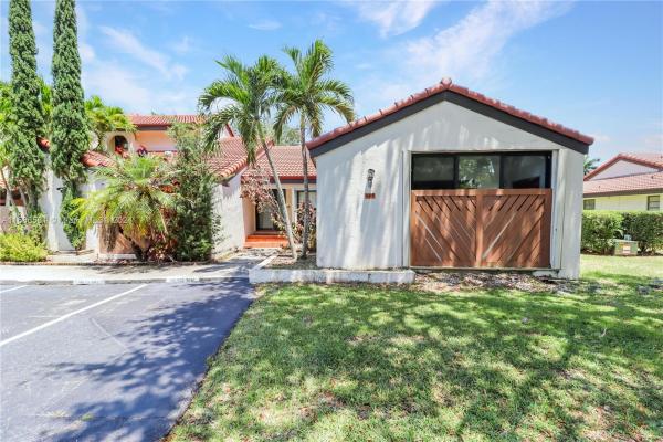 Kenland Court, 9419 SW 123rd Ave Ct, The Crossings, Florida 33186, image 1