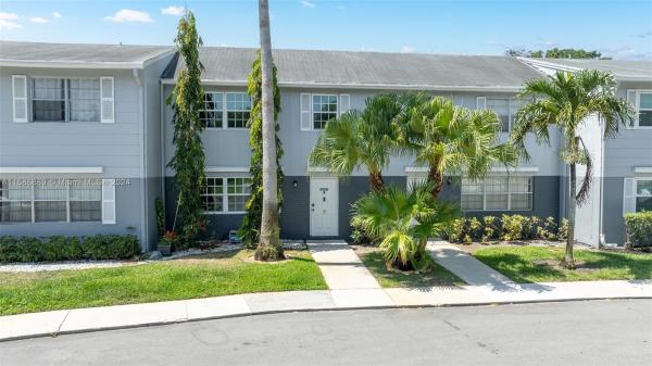 Arrowhead Golf & Tennis Club, 8060 SW 17th Pl #3-6, Davie, Florida 33324, image 1